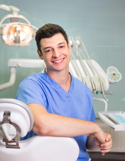 Dr. Kriveczky Ákos - Dentist Dr. Kriveczky Ákos - Dentist